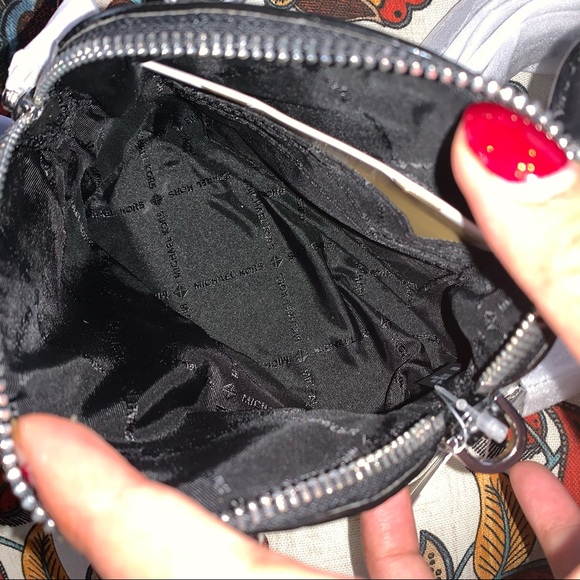 Beautiful mini bag🌸 - Picture 6 of 6